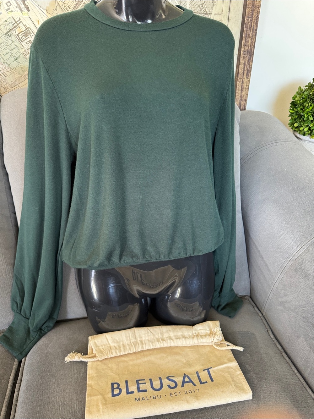 Women’s Dark Green Bubble Crewneck | Size 2 Bleusalt = Medium Size 6
